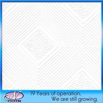 7mm-15mm 두께 900kg/m3 밀도 소음 PVC 지프스 서스펜딩 천장 타일