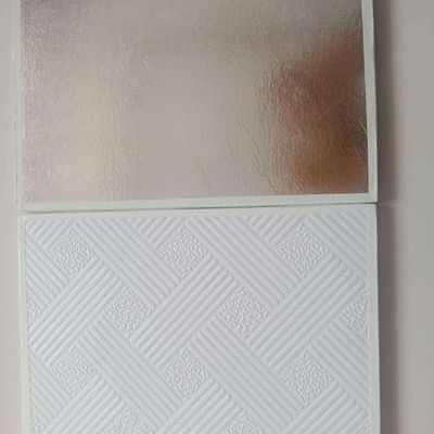 호텔 벽 / 천장 개선 음향 PVC 지프스 천장 타일 7mm-15mm 두께