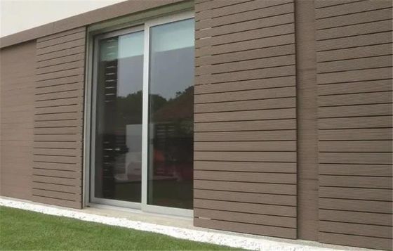 목재 곡물 표면 마무리 외부 벽에 대한 방수 WPC 데킹 패널 오래 지속